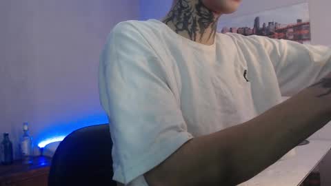 Snapshot of andy_bapho chatting on 01-03-25, 02:40 ANDY online show from 01-03-25, 02:40