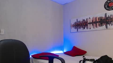 Snapshot of andy_bapho chatting on 01-11-25, 02:47 ANDY online show from 01-11-25, 02:47