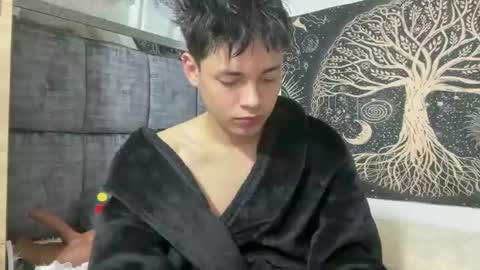 Andy online show from 06-15-26, 05:26