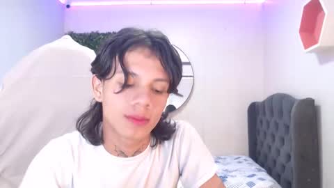 andy_dan1 online show from 01-31-25, 09:16