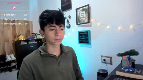 Snapshot of andy_guez_11 chatting on 12-19-24, 01:29 andy_guez_11 online show from 12-19-24, 01:29