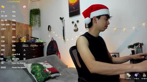 Snapshot of andy_guez_11 chatting on 12-22-24, 10:17 andy_guez_11 online show from 12-22-24, 10:17