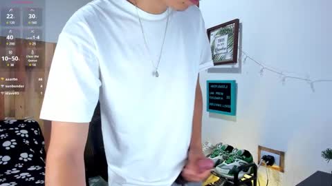 Snapshot of andy_guez_11 chatting on 01-28-25, 01:59 andy_guez_11 online show from 01-28-25, 01:59