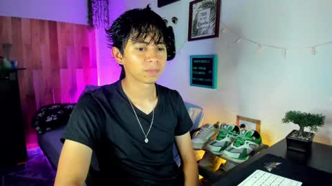 Snapshot of andy_guez_11 chatting on 02-03-25, 10:03 andy_guez_11 online show from 02-03-25, 10:03