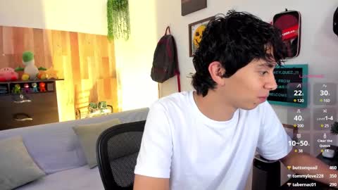 Snapshot of andy_guez_11 chatting on 03-10-25, 02:16 andy_guez_11 online show from 03-10-25, 02:16