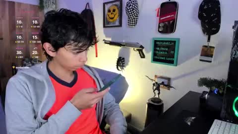 Snapshot of andy_guez_11 chatting on 03-11-25, 01:23 andy_guez_11 online show from 03-11-25, 01:23