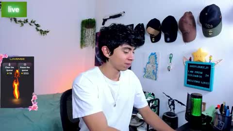 Snapshot of andy_guez_11 chatting on 09-20-25, 10:05 andy_guez_11 online show from 09-20-25, 10:05