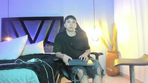 ANDY online show from 06-25-26, 02:22