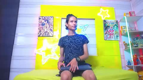 Snapshot of andy_staar18 chatting on 10-14-25, 11:11 andy online show from 10-14-25, 11:11