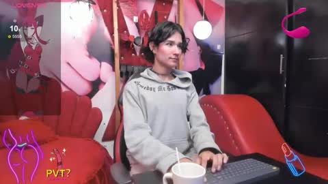 Snapshot of andy_staar18 chatting on 10-29-25, 07:37 andy online show from 10-29-25, 07:37