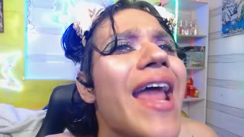 Snapshot of andy_staar18 chatting on 11-08-25, 08:29 andy online show from 11-08-25, 08:29