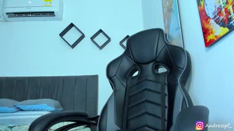 Andres online show from 09-15-25, 04:29