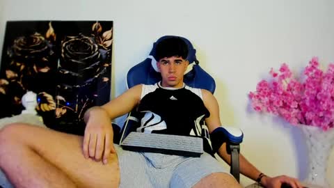 Snapshot of andy_wood1 chatting on 04-11-26, 06:56 andy_wood1 online show from 04-11-26, 06:56