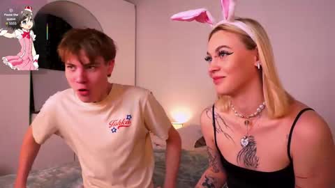 Mandy and Andy online show from 10-19-25, 07:03