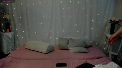 Mandy and Andy online show from 11-07-25, 07:14