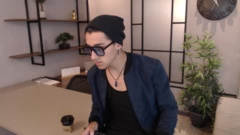 Andy Joy  online show from 12-18-24, 12:07