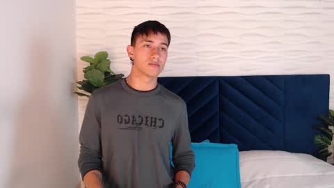 Andy Joy  online show from 01-04-25, 02:46