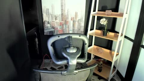 Snapshot of andywiills chatting on 12-05-24, 12:52 Andy online show from 12-05-24, 12:52
