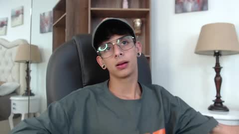 andyxibrat online show from 05-04-26, 06:59