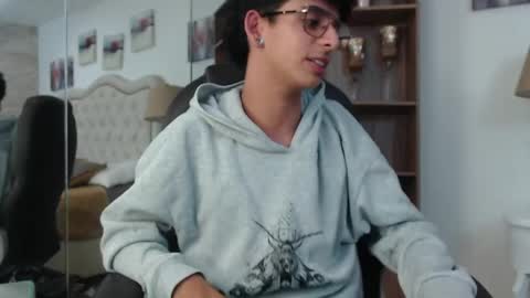 andyxibrat online show from 05-07-26, 11:54