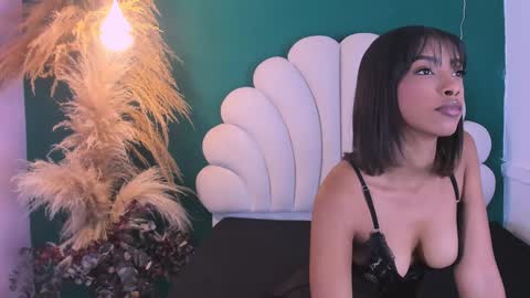 ANEE SAVAL online show from 02-04-25, 12:00