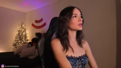 Snapshot of anelisse_ chatting on 12-14-25, 03:12 online show from 12-14-25, 03:12