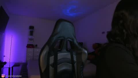 Snapshot of anelisse_ chatting on 01-11-26, 03:11 online show from 01-11-26, 03:11