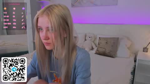 Anelly online show from 04-01-26, 01:41