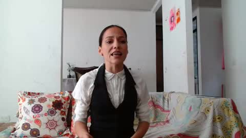 Snapshot of anewday111 chatting on 03-10-26, 02:33 Carolina soto online show from 03-10-26, 02:33
