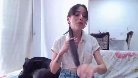 Snapshot of anewday111 chatting on 03-19-26, 04:00 Carolina soto online show from 03-19-26, 04:00