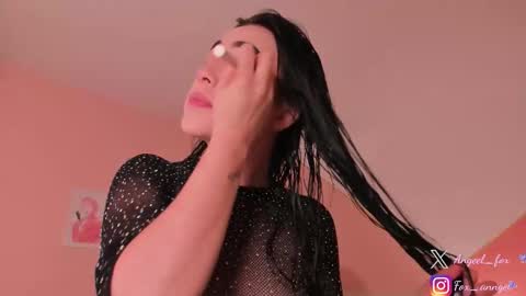 Angel  online show from 10-11-25, 03:28