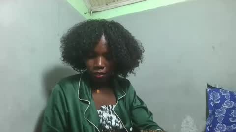 angeeliine online show from 05-12-26, 04:59