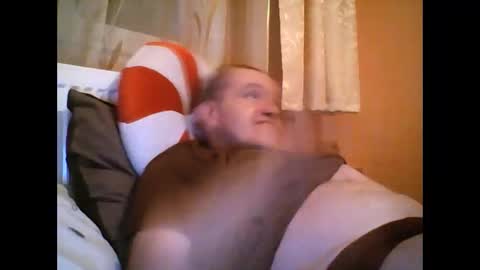 Snapshot of angel26sexy chatting on 02-07-26, 06:44 Angel online show from 02-07-26, 06:44