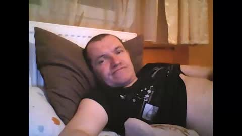 Snapshot of angel26sexy chatting on 02-13-26, 04:47 Angel online show from 02-13-26, 04:47