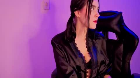 Snapshot of angel__kiss chatting on 10-03-25, 11:40 angel__kiss online show from 10-03-25, 11:40