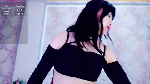 Snapshot of angel_asia_ chatting on 01-14-25, 08:59 angel_asia_ online show from 01-14-25, 08:59