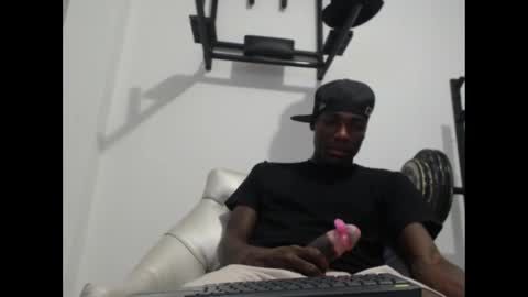 Snapshot of angel_blakee chatting on 12-04-24, 04:10 Angel Blake online show from 12-04-24, 04:10