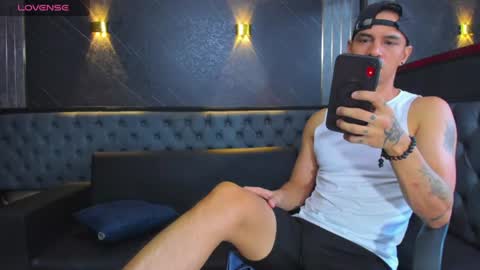 Snapshot of angel_blessed chatting on 07-25-26, 11:30 angel_blessed online show from 07-25-26, 11:30