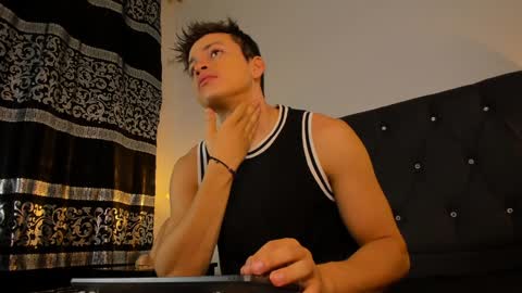 Angel Cuervo online show from 01-27-25, 12:37