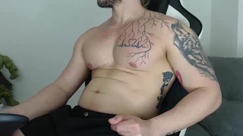 Angel Curl online show from 01-18-26, 09:40