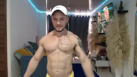 Angel Curl online show from 05-07-26, 02:22