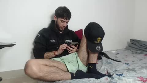 Snapshot of angel_damons_ chatting on 10-11-25, 03:43 Angel Damons online show from 10-11-25, 03:43