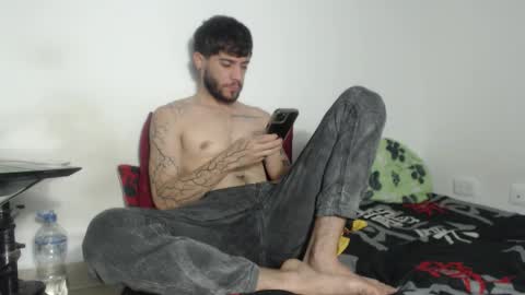 Snapshot of angel_damons_ chatting on 10-26-25, 10:32 Angel Damons online show from 10-26-25, 10:32