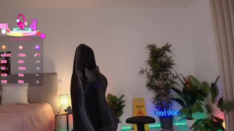 Patricia -  online show from 10-23-25, 10:36