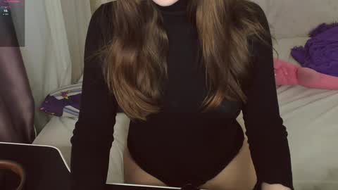 Snapshot of angel_doll585 chatting on 12-21-24, 03:09 Fallen Angel online show from 12-21-24, 03:09