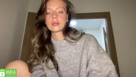 Snapshot of angel_from_sky chatting on 02-09-26, 11:36 Greetings Jess online show from 02-09-26, 11:36