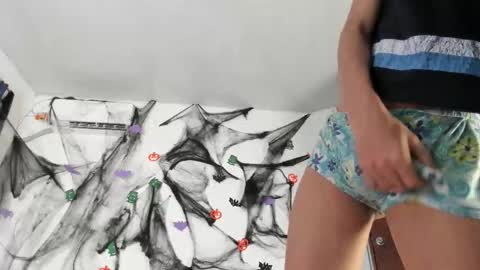 Angel of your dreams online show from 10-31-25, 04:02