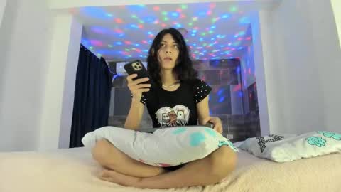 Angel of your dreams online show from 11-20-25, 02:34