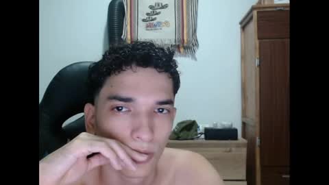 Snapshot of angel_hotc chatting on 01-06-25, 10:26 Angel online show from 01-06-25, 10:26