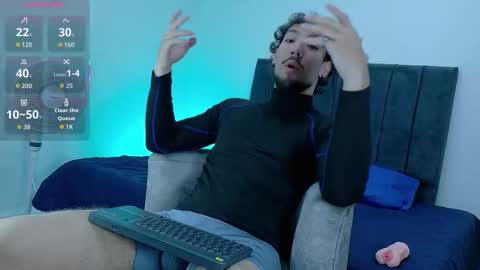 angel_kyrozz online show from 02-18-26, 07:10